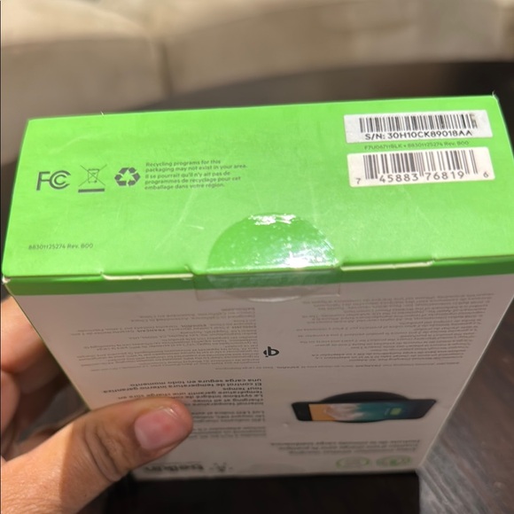 Belkin Boost Up Wireless Charging Pad 5W - Black - Picture 4 of 4